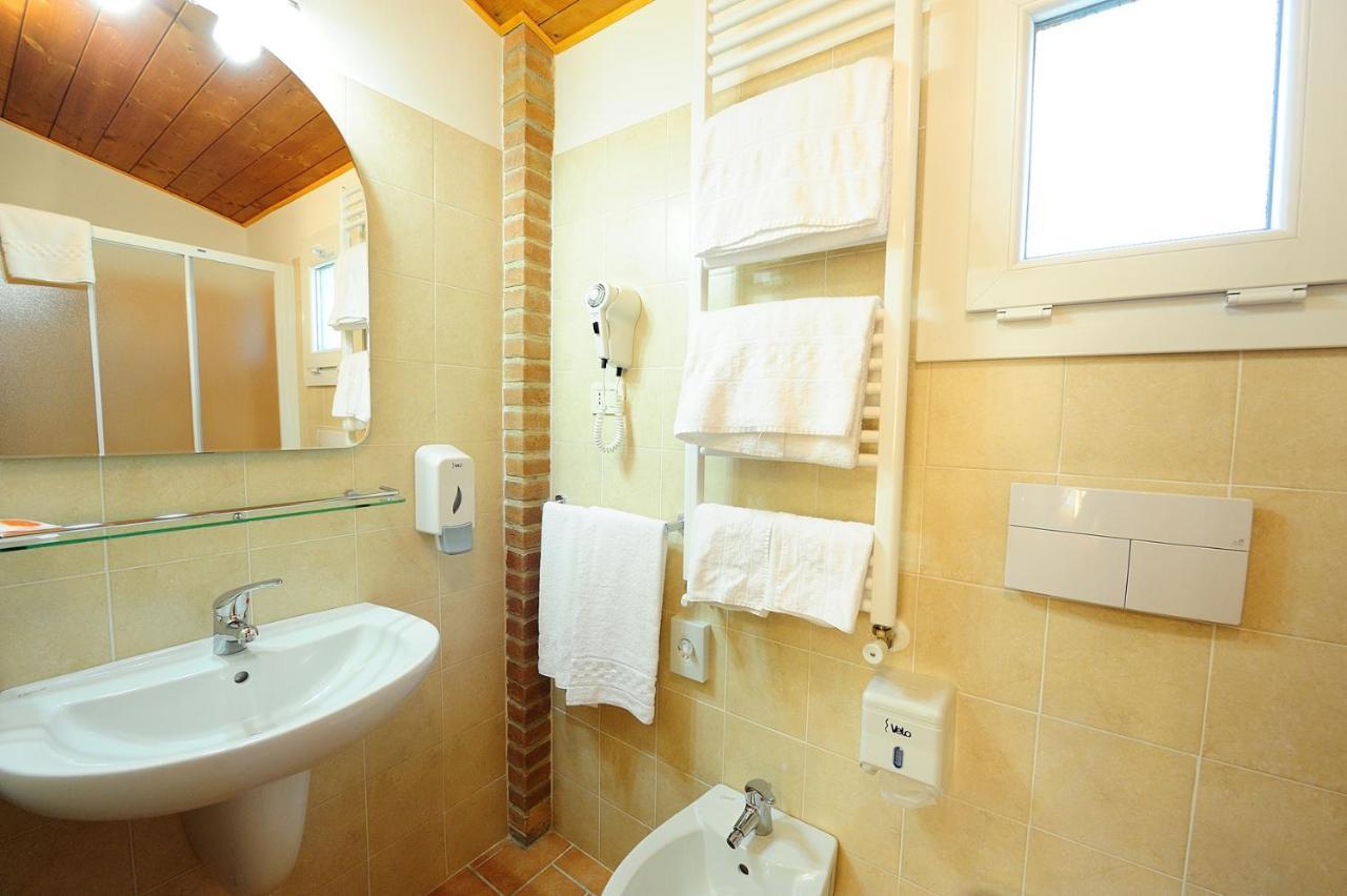 Colle Degli Olivi Snc Guest House Assisi Luaran gambar